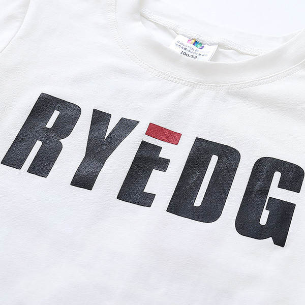 Tricou pentru copii in doua culori potrivit pentru fete si baieti cu inscriptie si imprimeu