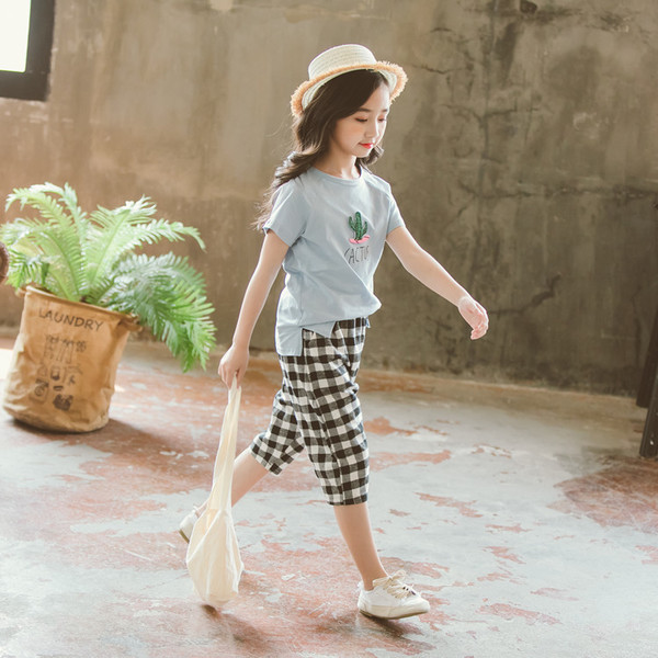 Παιδικό σετ για κορίτσια δύο τεμαχίων - T-shirt με κοντό μανίκι + 3/4 παντελόνια 