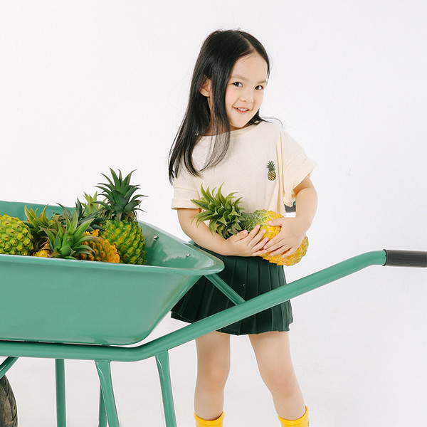 Tricou copii pentru o fata de culoare bej cu broderie