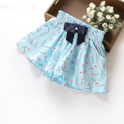 Pantaloni scurti din stofa pentru copii cu aplicatie si panglica