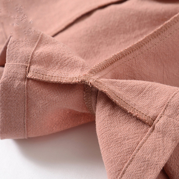 Pantaloni scurti copii din stofa cu elastic si nasturi - model lat