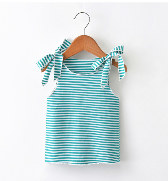 Раиран детски потник за момиче в няколко цвята с връзки