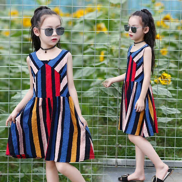 Model rochie colorata pentru copii croiala