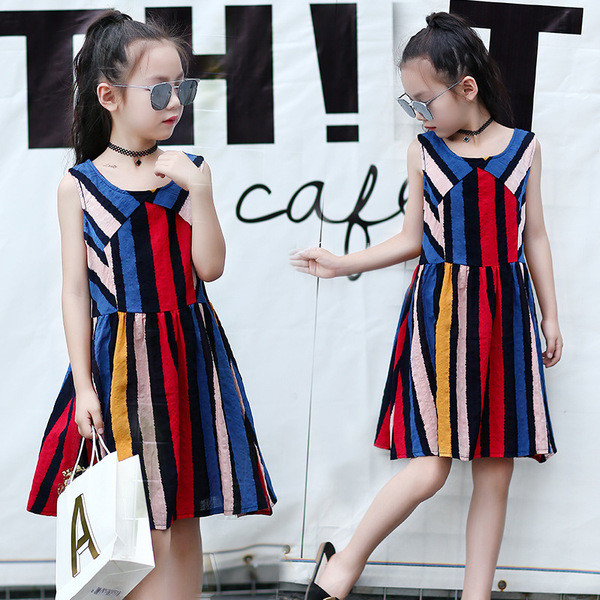 Model rochie colorata pentru copii croiala