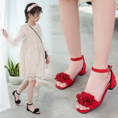 Модерни детски сандали за момичета в три цвята