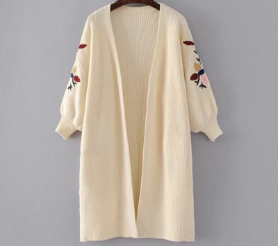 Cardigan dama in mai multe culori cu decor interesant