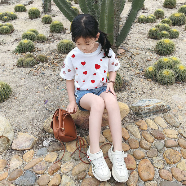 Παιδικό μπλουζάκι για  κορίτσια σε λεύκο χρώμα με κεντήματα