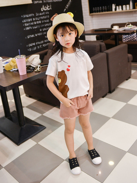 Tricou zilnic pentru copii pentru o fata cu aplicatie in doua modele