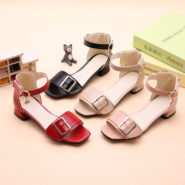 Μοντέρνα παιδικά σανδάλια για κορίτσια σε διάφορα χρώματα