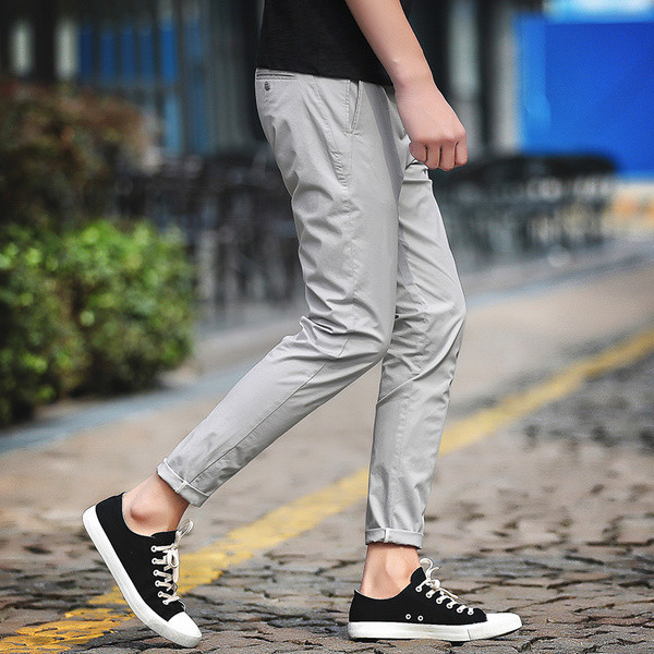 Κομψά ανδρικά παντελόνια με μήκος 9/10 σε διάφορα χρώματα