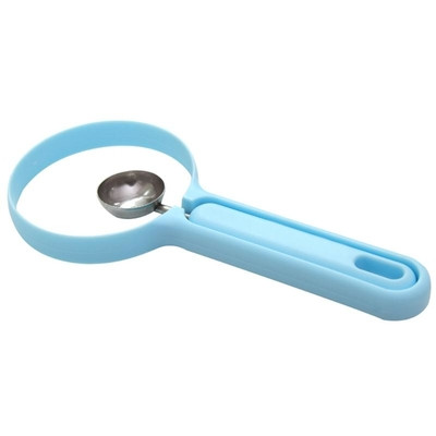 Set practic din 2 piese, inclusiv un cutit de plastic si o lingura de fructe