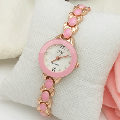 Ceas elegant de damă cu decor cu curele în trei culori