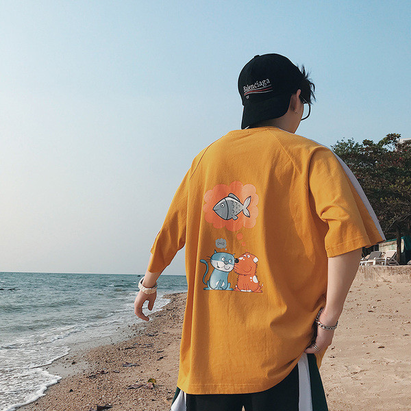 Ανdρικά μπλουζάκια με έγχρωμο σχέδιο