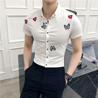 Μοντέρνο ανδρικό κοντομάνικο πουκάμισο με  κέντημα σε δύο χρώματα