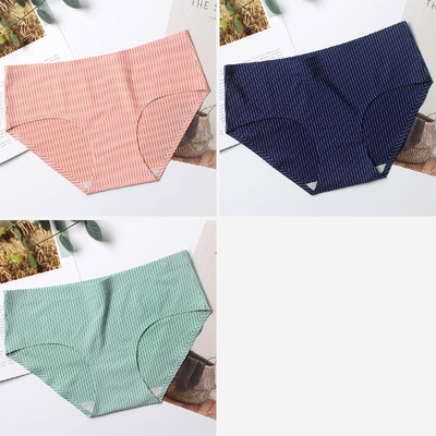 Γυναικεία μπικίνι σε διάφορα χρώματα σετ 3 τεμαχίων