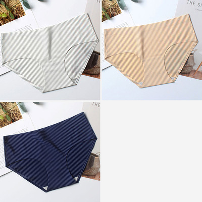 Γυναικεία μπικίνι σε διάφορα χρώματα σετ 3 τεμαχίων