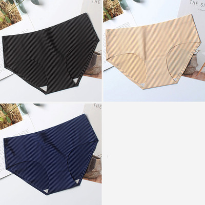 Γυναικεία μπικίνι σε διάφορα χρώματα σετ 3 τεμαχίων