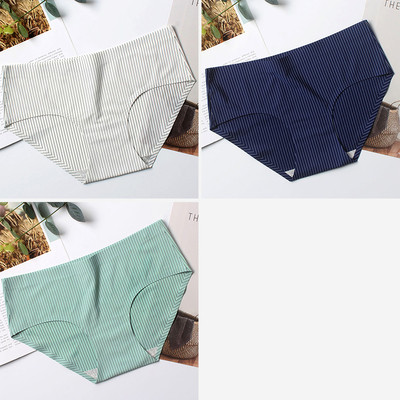 Γυναικεία μπικίνι σε διάφορα χρώματα σετ 3 τεμαχίων