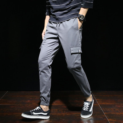 Ανδρικά αθλητικά παντελόνια με πλευρικές τσέπες σε διάφορα χρώματα