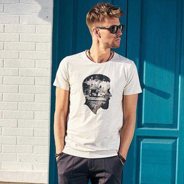 Модерна мъжка тениска с апликация и О-образна яка 