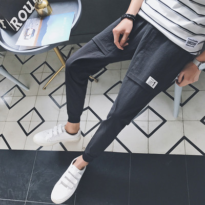 Pantaloni sport barbati in trei modele