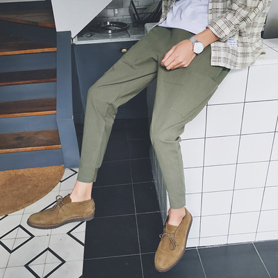 Pantaloni sport barbati in trei modele