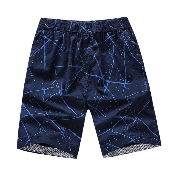 Pantaloni scurți pentru bărbați actuali în diferite modele