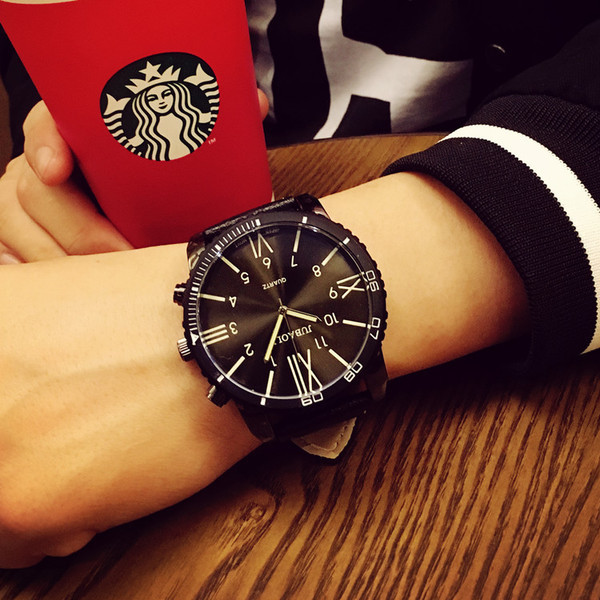 Ceas modern pentru bărbați