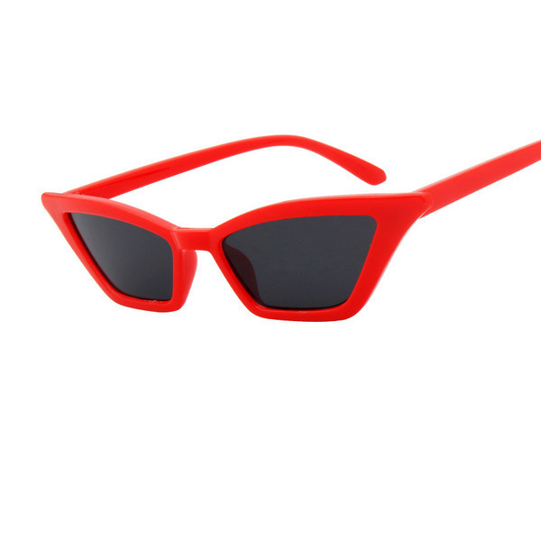 Ochelari moderni pentru femei într-o formă non-standard - mai multe culori