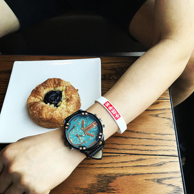 Ανδρικό ρολόι  σε διάφορα χρώματα