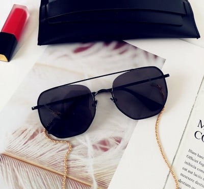 Ενδιαφέρουσα γυαλιά ηλίου σε διάφορα χρώματα