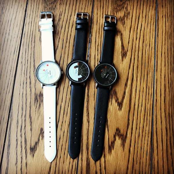 Мъжки часовник в три цвята с кожена каишка