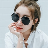 Σύγχρονα γυαλιά ηλίου σε διάφορα χρώματα