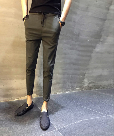 Μοντέρνα αντρικά παντελόνια με ελαστική μέση σε διάφορα χρώματα