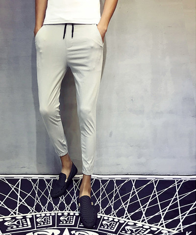 Μοντέρνα αντρικά παντελόνια με ελαστική μέση σε διάφορα χρώματα