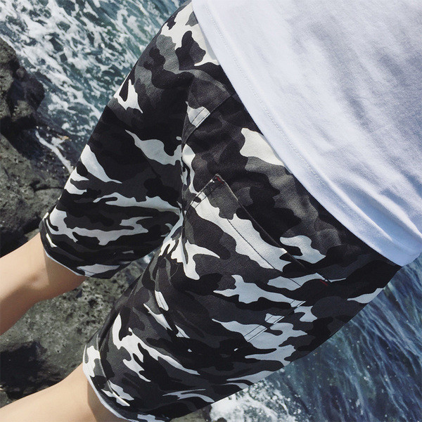 Pantaloni moderni pentru bărbați de camuflaj