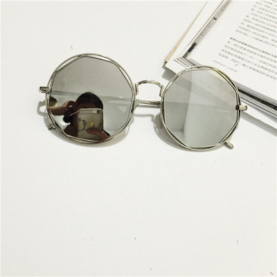 Μοντέρνα γυναικεία γυαλιά - διάφορα χρώματα