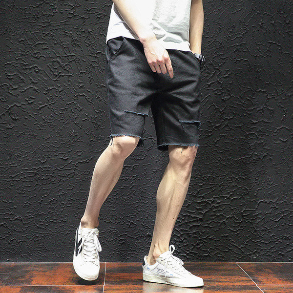 Pantaloni scurți pentru bărbați cu motive rupte în alb și negru