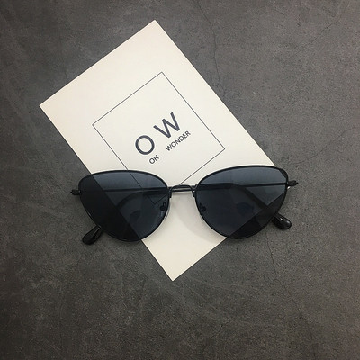 Μοντέρνα γυναικεία γυαλιά ηλίου σε σχήμα γάτας