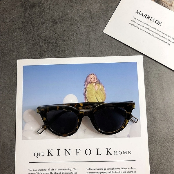 Γυναικεία ρετρό γυαλιά ηλίου