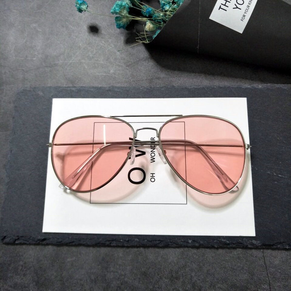 Διαφανή γυναικεία γυαλιά σε διάφορα χρώματα