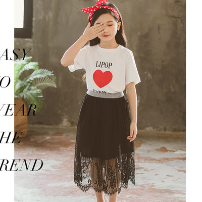 Παιδικό καλοκαιρινό σετ για κορίτσια - φούστα με δαντέλας και μπλούζα με εφαρμογή