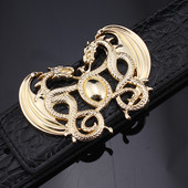 Ανδρική ζώνη σε διάφορα μοντέλα με διαφορετικές πόρπες