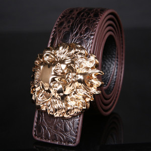 Ανδρική ζώνη σε διάφορα μοντέλα με διαφορετικές πόρπες