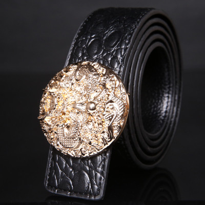 Ανδρική ζώνη  σε διάφορα μοντέλα με διαφορετικές πόρπες