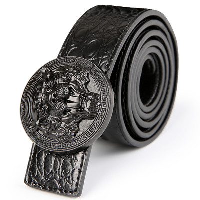 Ανδρική δερμάτινη ζώνη με μεταλλική πόρπη σε σκούρο χρώμα