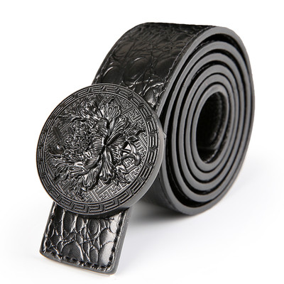 Ανδρική δερμάτινη ζώνη με μεταλλική πόρπη σε σκούρο χρώμα