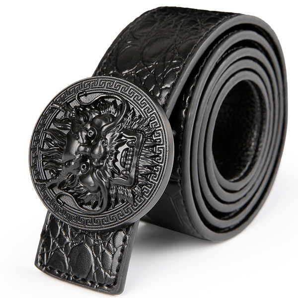 Ανδρική δερμάτινη ζώνη με μεταλλική πόρπη σε σκούρο χρώμα