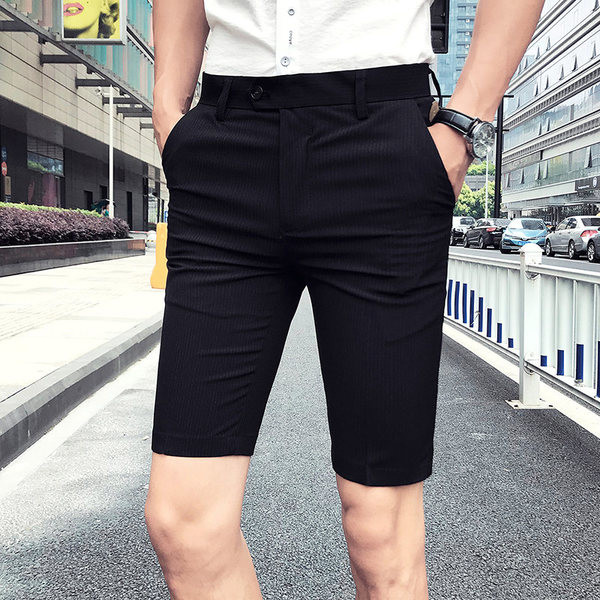 Pantaloni scurți actuali pentru bărbați în două culori