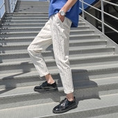 Ανδρικά παντελόνια σε λευκό και μαύρο χρώμα